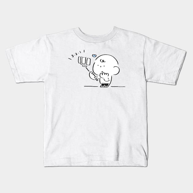 World Photography Day Kids T-Shirt by Maki Nakada